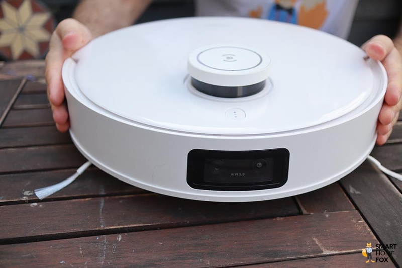 ecovacs deebot t10 design